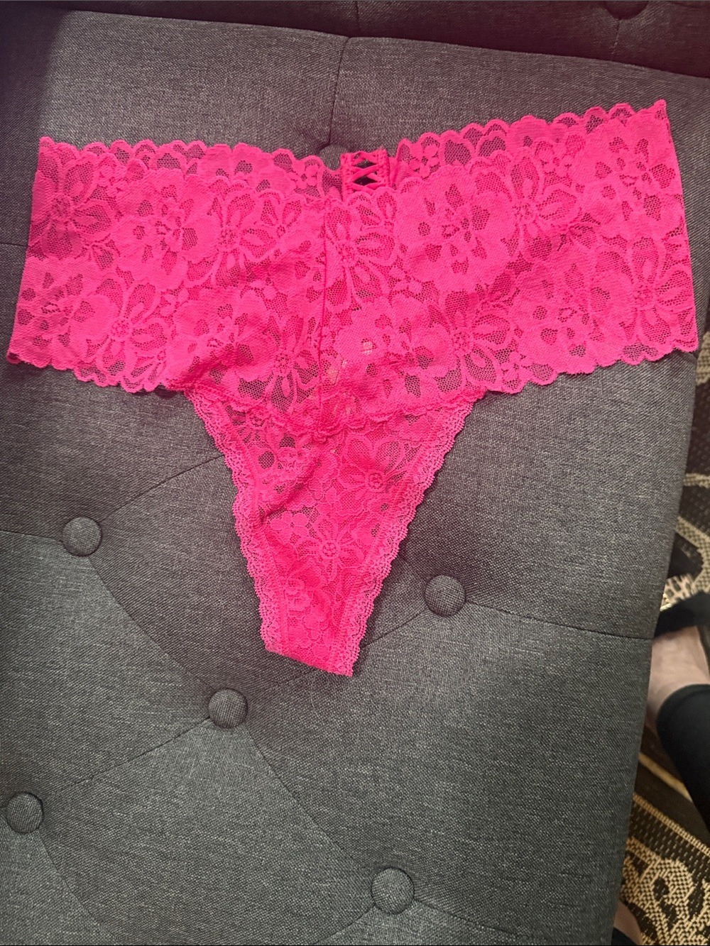 Victoria’s Secret  Lace Cheeky Thong   LG - Hot Pink